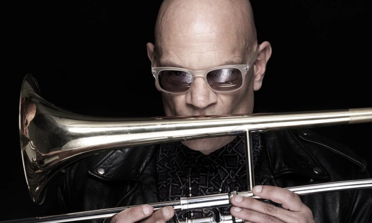 Jazz Dock Orchestra ft. Ashley Slater (UK)