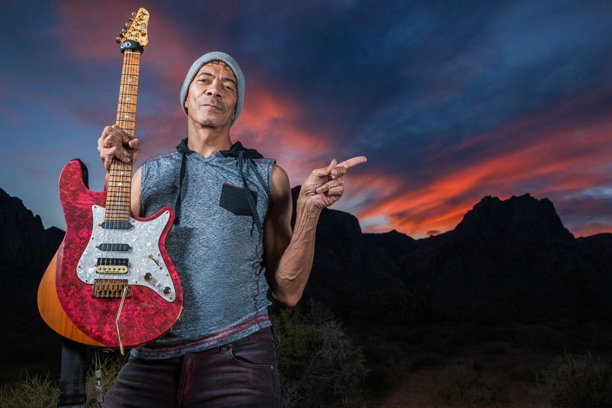 Greg Howe "Extraction":ft. Dennis Chambers (USA)